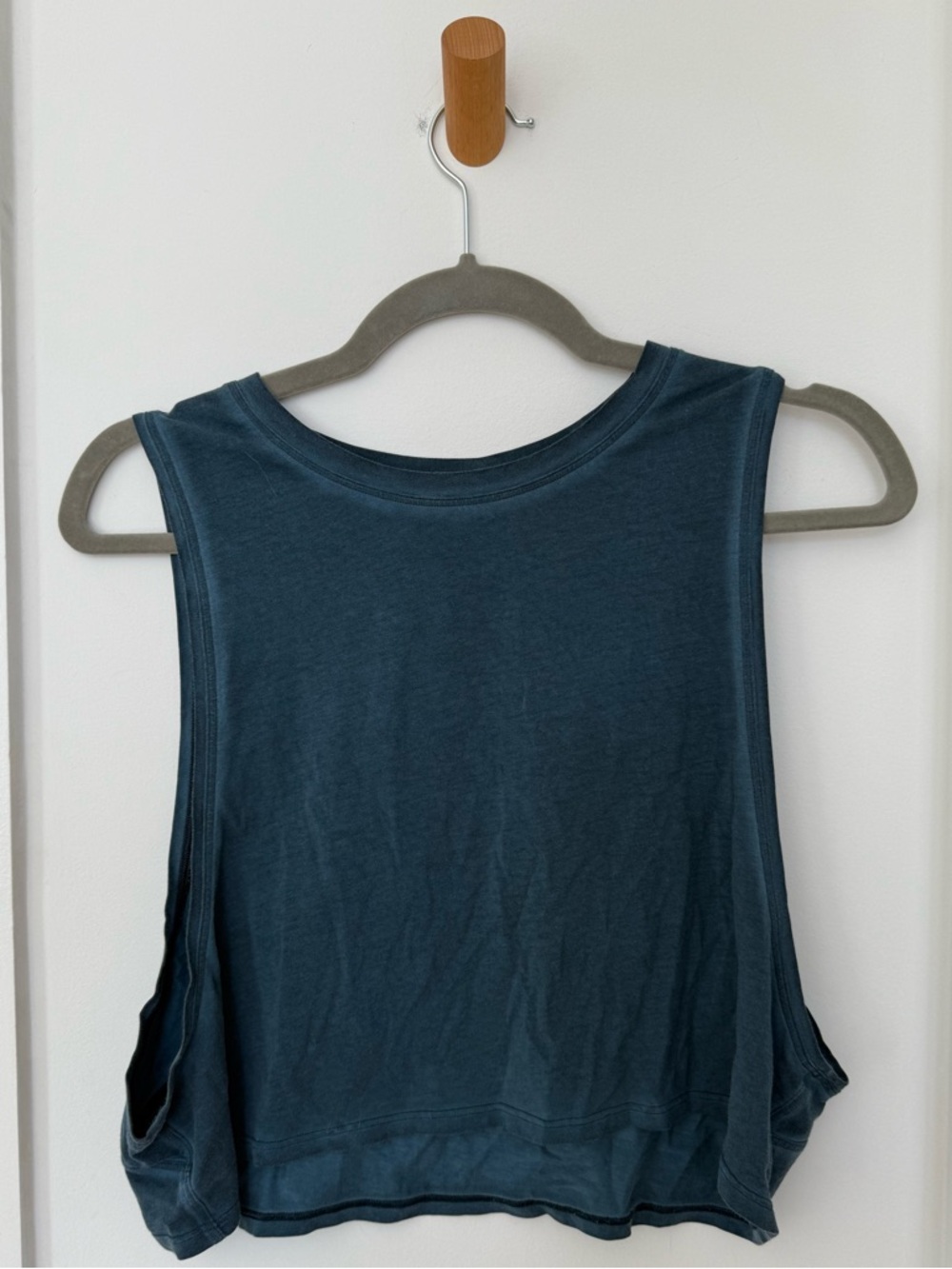 Lululemon Women’s Sleeveless Crop Tank Top - Deep Teal Blue